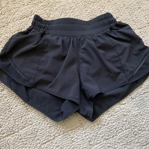 lululemon athletica Pants - Lululemon hottie hot shorts